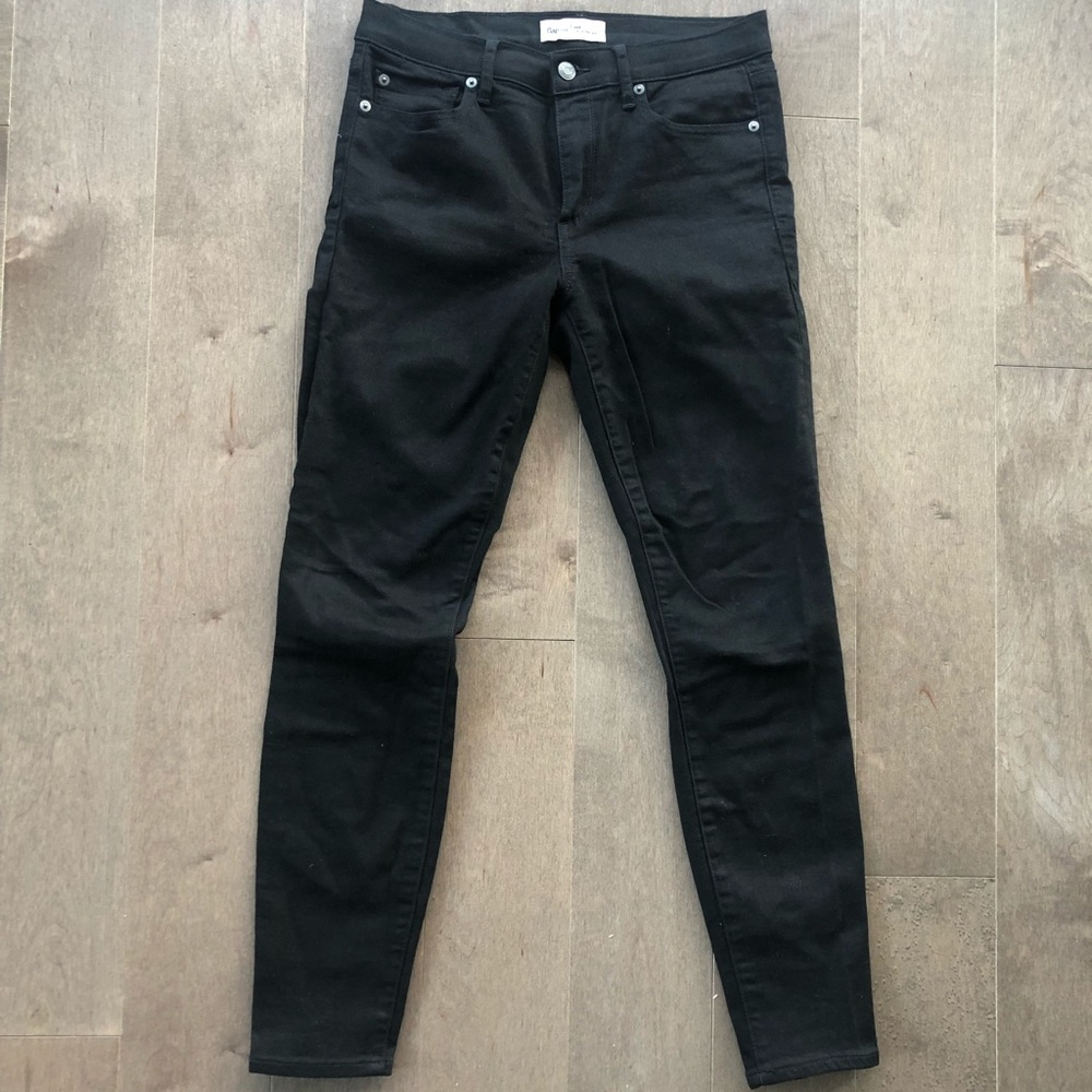 Black Gap True Skinny Jeans